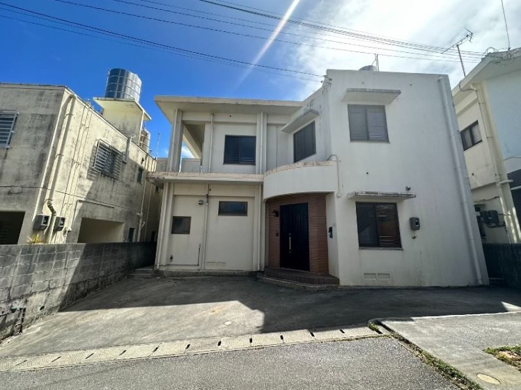 沖縄市知花 中古戸建 売却事例